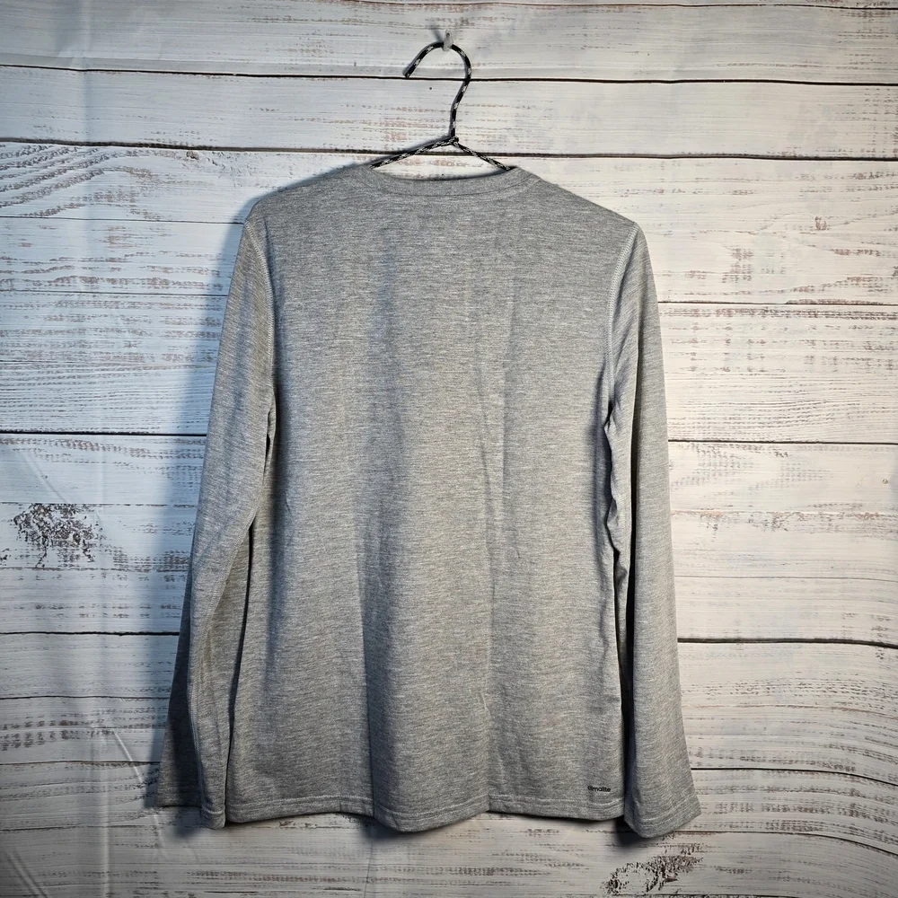NWT Adidas Gray Long Sleeve V-Neck Womens Size Medium Shirt - Picture 2 of 5